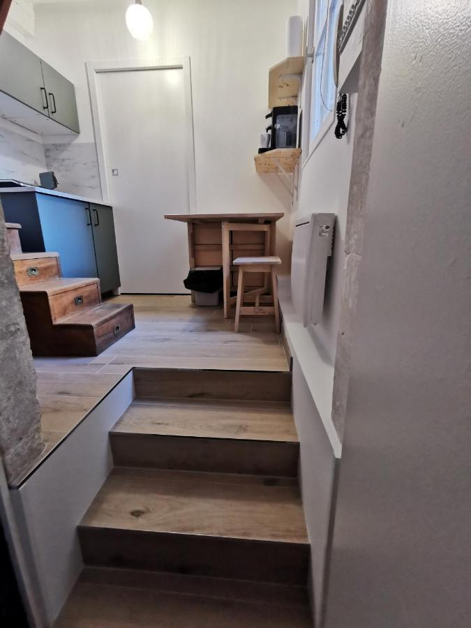 Studio en duplex dans un hôtel particulier Caen Extérieur photo